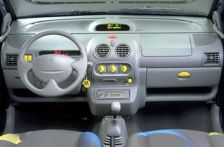 1998 Twingo phase 2 interior