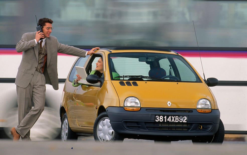 Twingo ad with business man